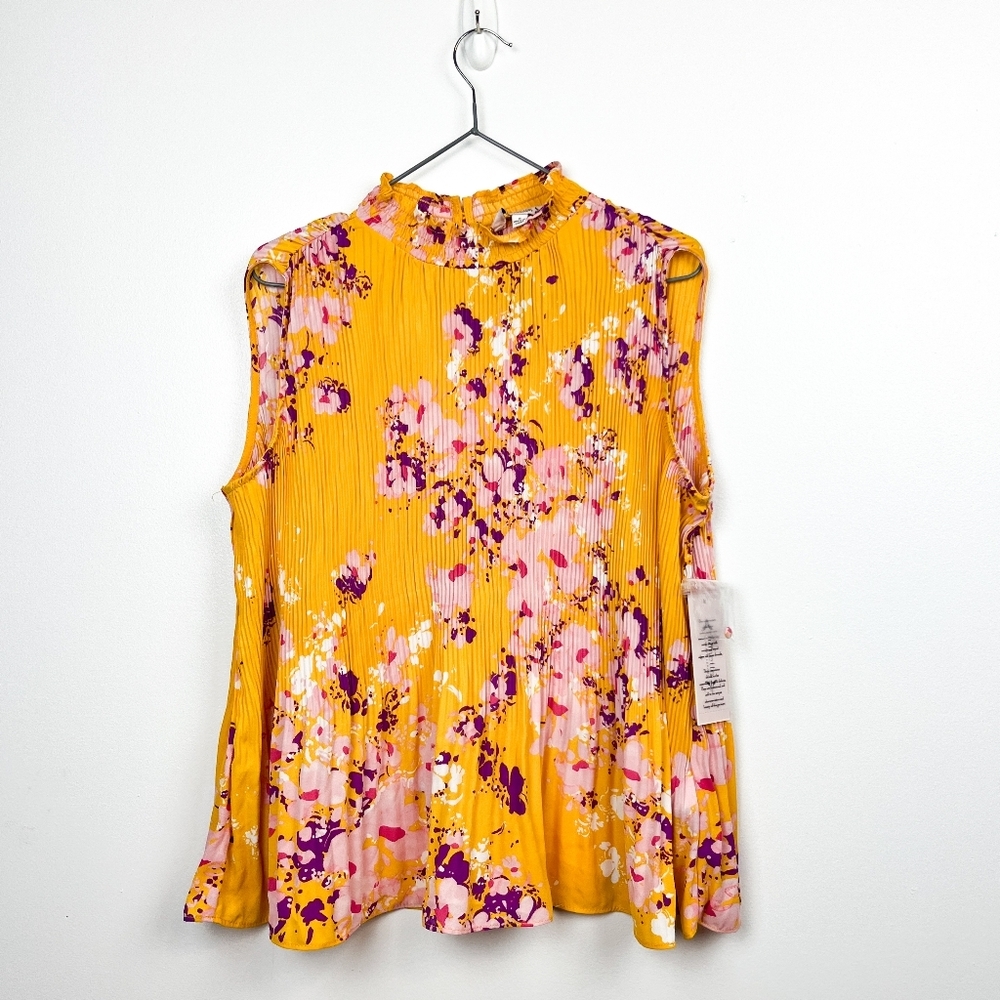 NWT Nanette Lepore Sleeveless Yellow Pleated Floral Blouse